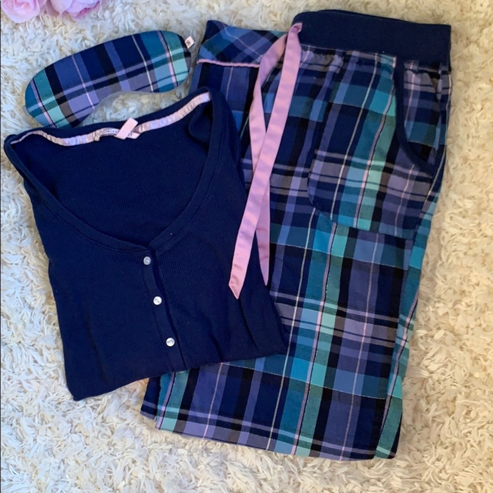 Victoria’s Secret Pajama Set